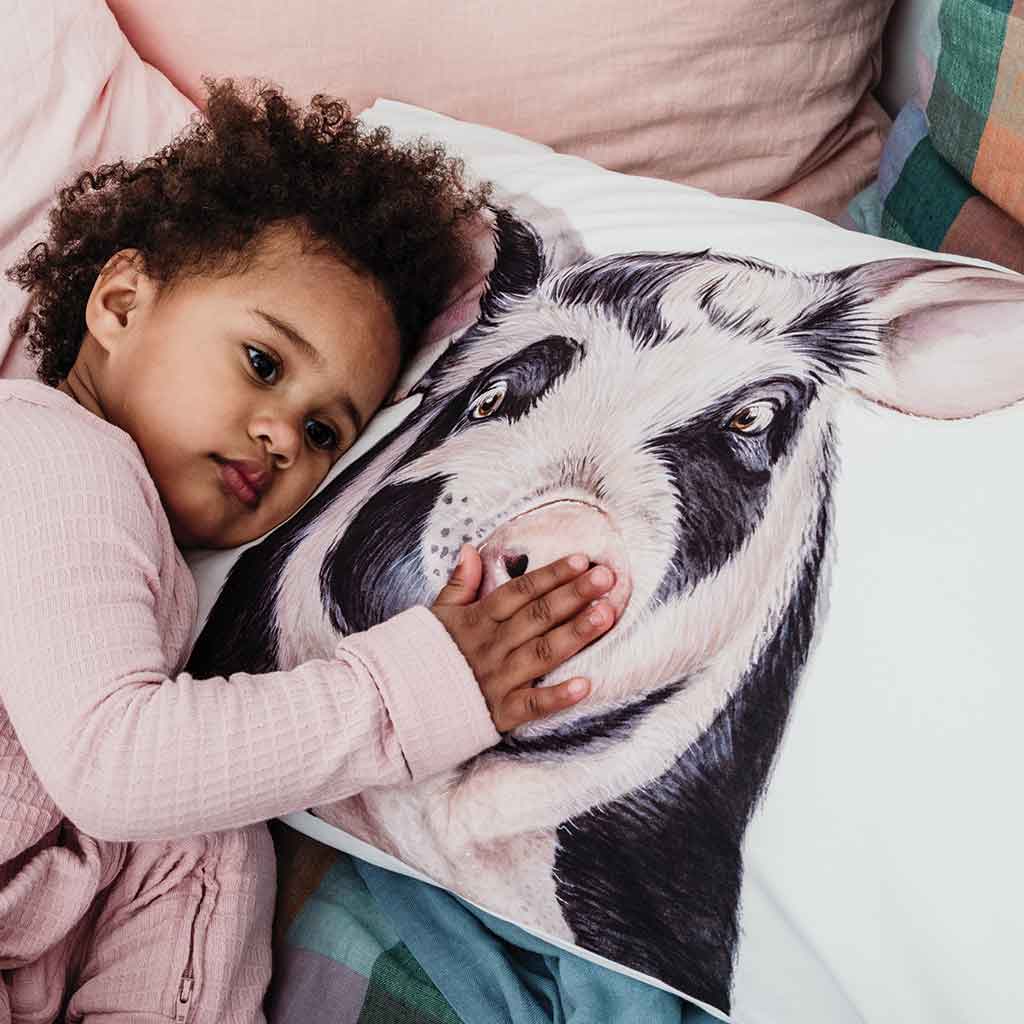 girl cuddling pig artwork cotton pillowcase